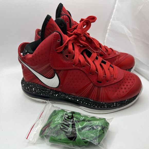 Nike LeBron VIII 8 V/2 Christmas GS Youth Size 5Y - Picture 3 of 10